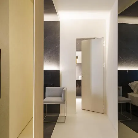 Meo Design & 4* カターニア