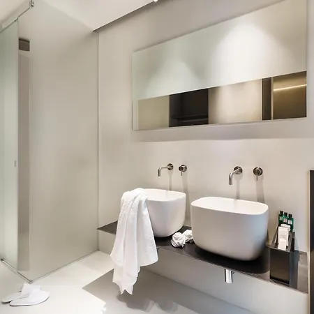 Konukevi Meo Design & 4*