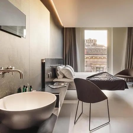 Konukevi Meo Design & 4*