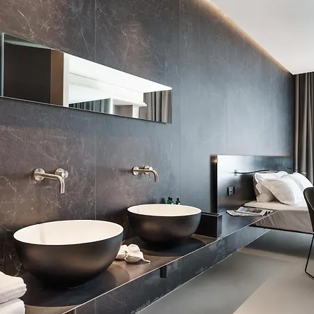 Meo Design & 4*