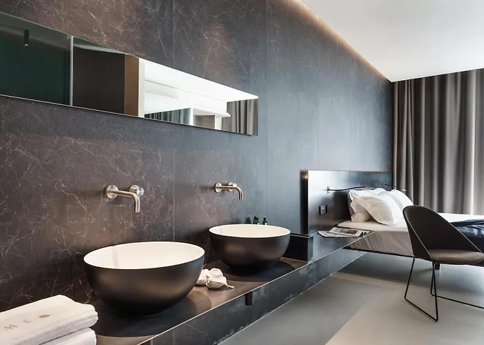 Meo Design & 4*